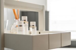 Photo bright bathroom